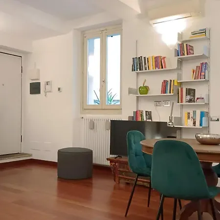 Sahi - Jannacci - 2 Bedrooms, Arena, Chinatown Apartment *