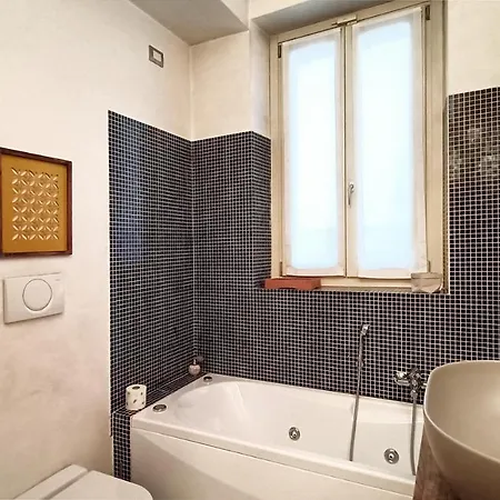 Sahi - Jannacci - 2 Bedrooms, Arena, Chinatown Apartment